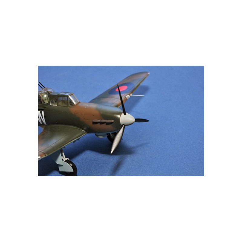 Maquette d'avion en plastique BOULTON PAUL DEFIANT F1