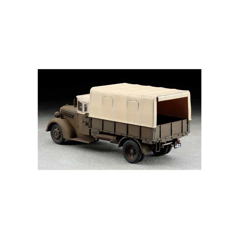 Maquette de camion en plastique KUROGANE 4WD + ISUZU TX40 1/48