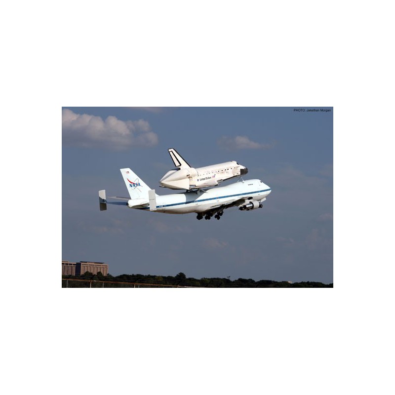 Maquette d'avion en plastique SPACE SHUTTLE& BOEING 1/200