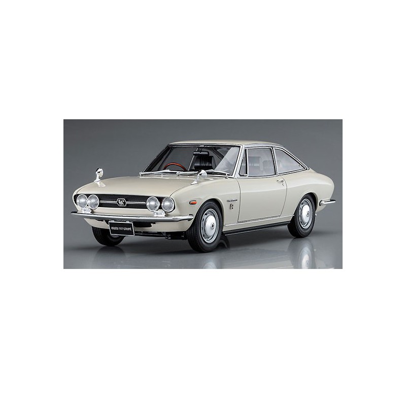 Maquette de voiture en plastique Isuzu 117 coupé 1968 1/24
