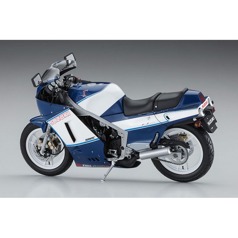 Maquette de moto en plastique Suzuki RG400 Gamma Late version 1/12