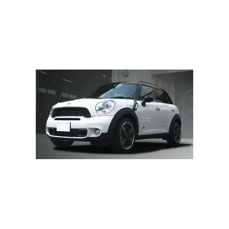 Maquette de voiture en plastique BMW MINICOOPER COUNTRYMAN 1/24