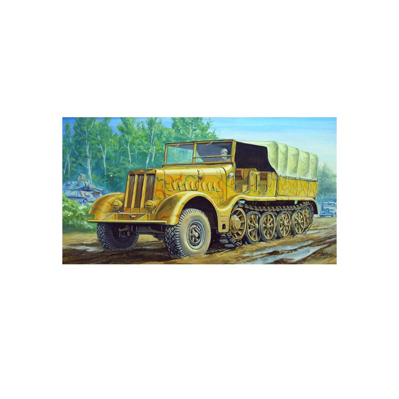 Maquette de Char en plastique FAMO SD.KFZ.9/18 TON HALFTRACK