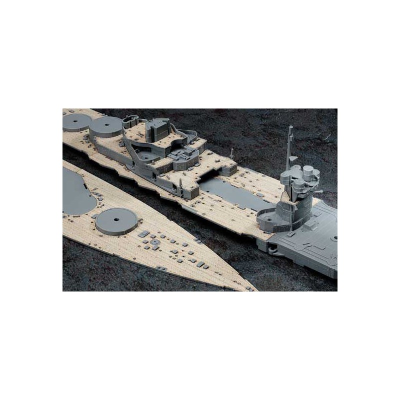 Maquette de Bateau en plastique PONT EN BOIS MUTSU 1/350