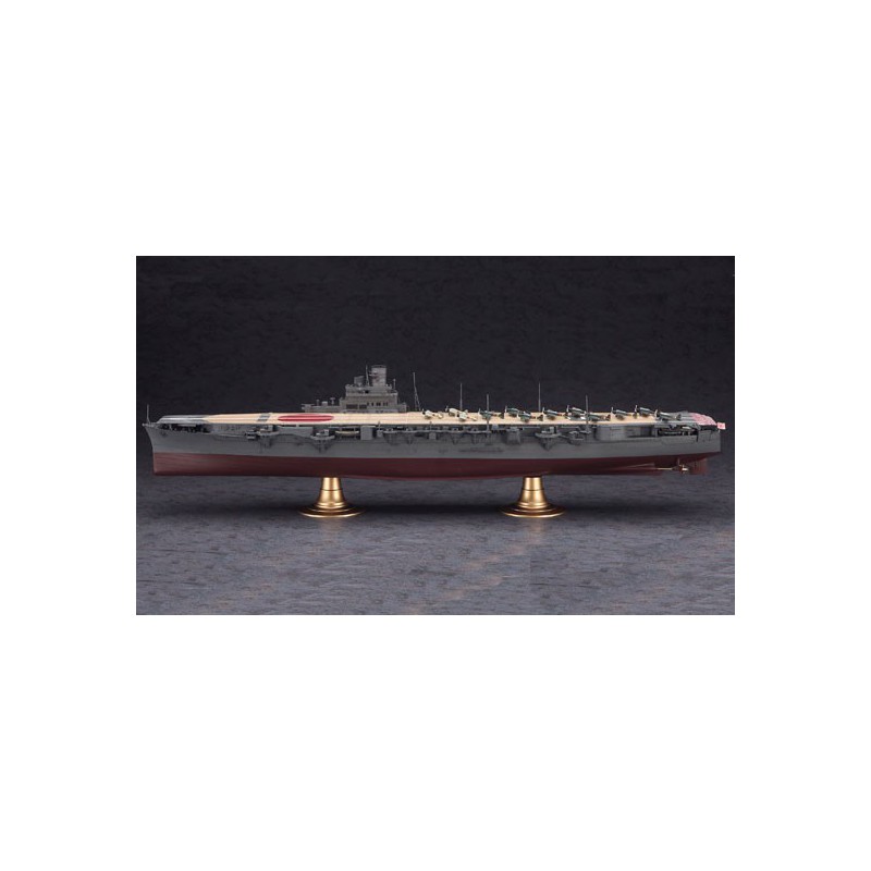 Maquette de Bateau en plastique IJN Porte Avions HIYO 1/350