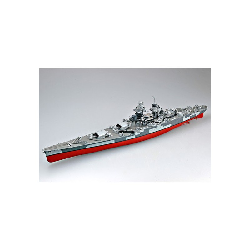 Maquette de Bateau en plastique FRENCH BATTLESHIP RICHELIEU