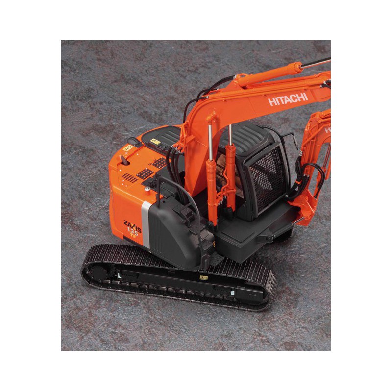 Maquette de camion en plastique HITACHU ASTACO NEO 1/35