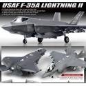 Maquette d'avion en plastique F-35A Lightning II MCP 1/72