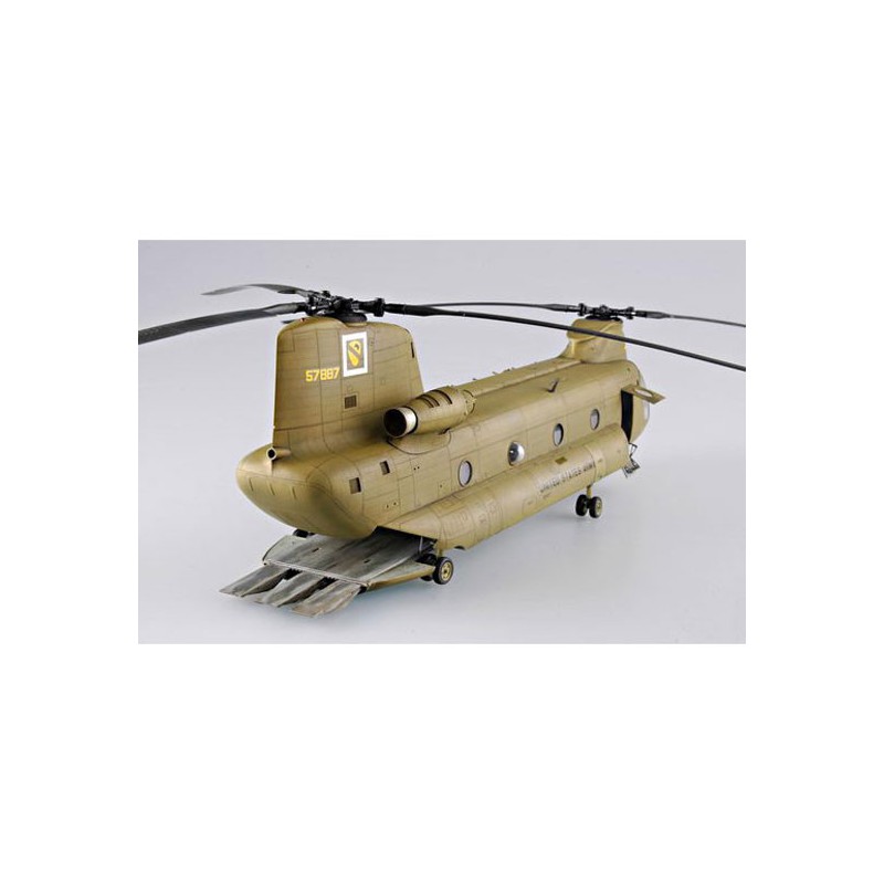 Maquette d'hélicoptère en plastique CH-47A CHINOOK