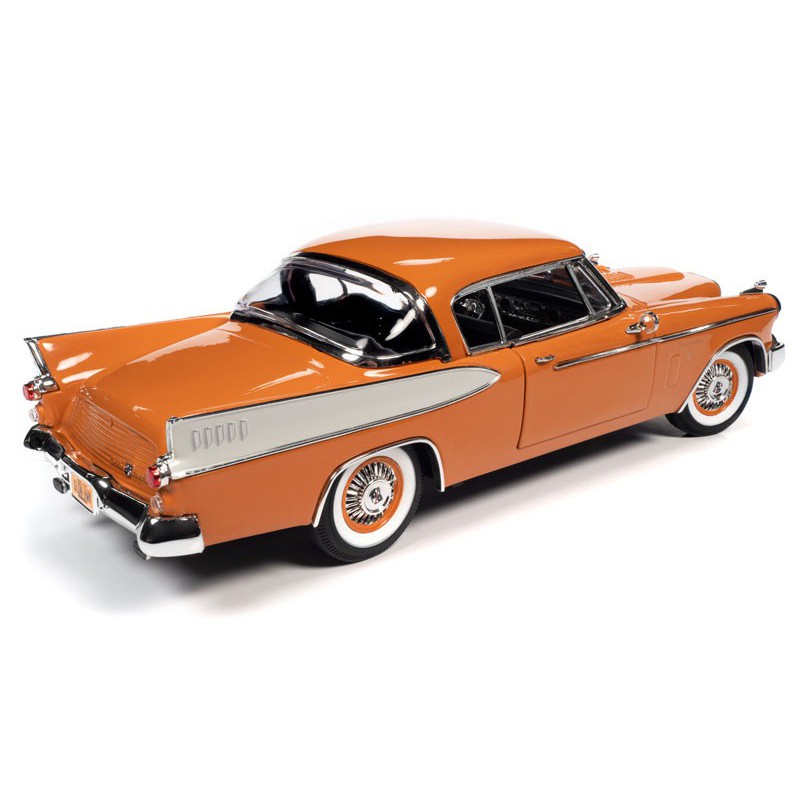 Voiture miniature Die Cast au1/18 Studebaker Golden Hawk 1957 1/18