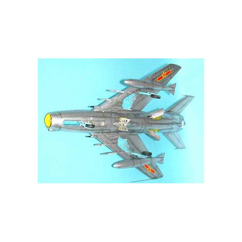 Maquette d'avion en plastique MIG-19PM FARMER E