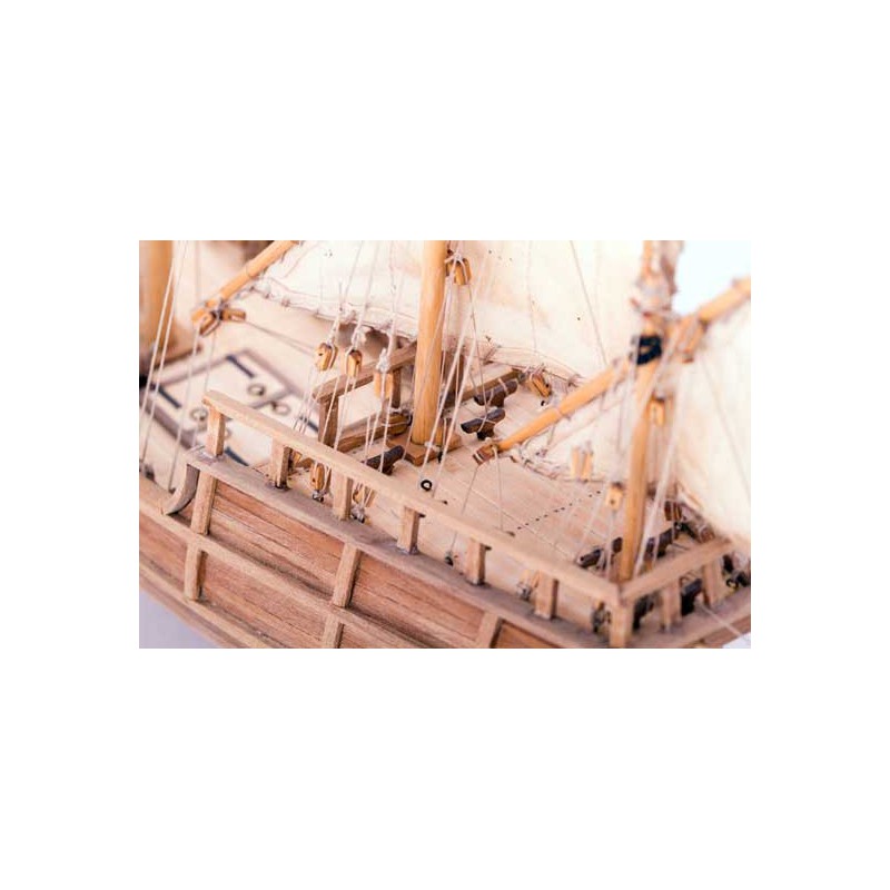 Bateau statique NINA 1/72