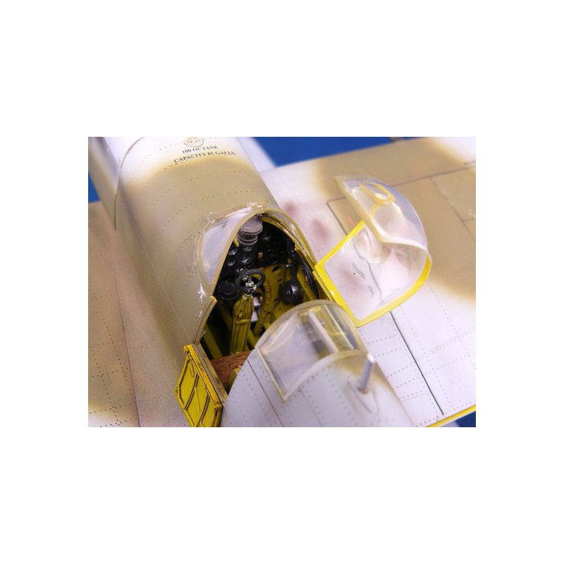 Maquette d'avion en plastique SUPERMARINE SPITFIRE MK.VB