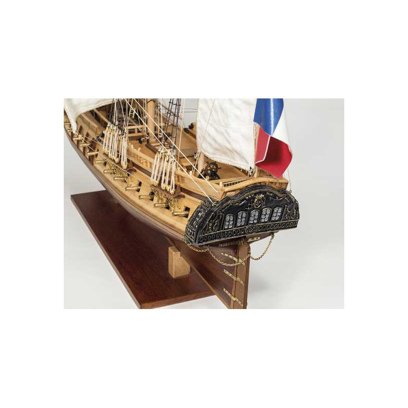 Bateau statique LA FLORE 1/84