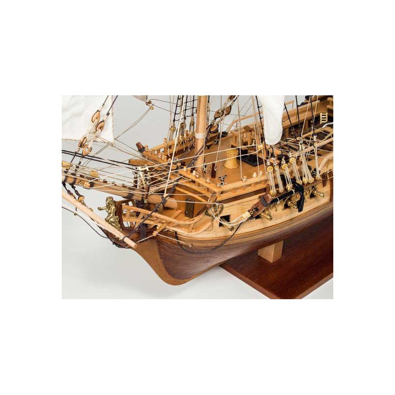 Bateau statique LA FLORE 1/84