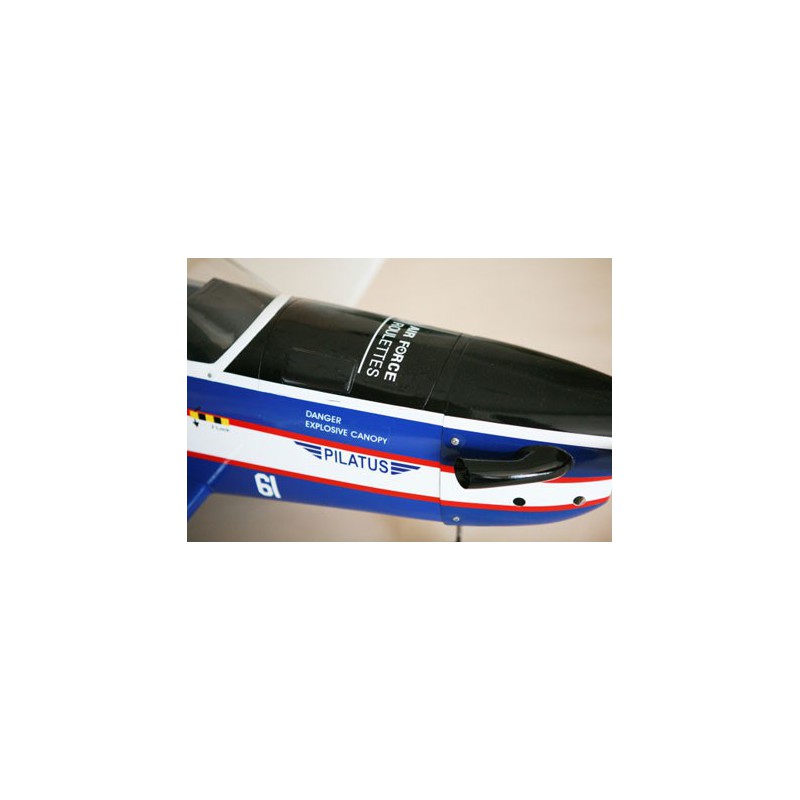 Avion thermique radiocommandé PC-9 - 75/91 ARF