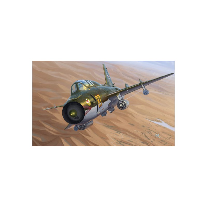 Maquette d'avion en plastique SU-17 UM3 Fitter G 1/48