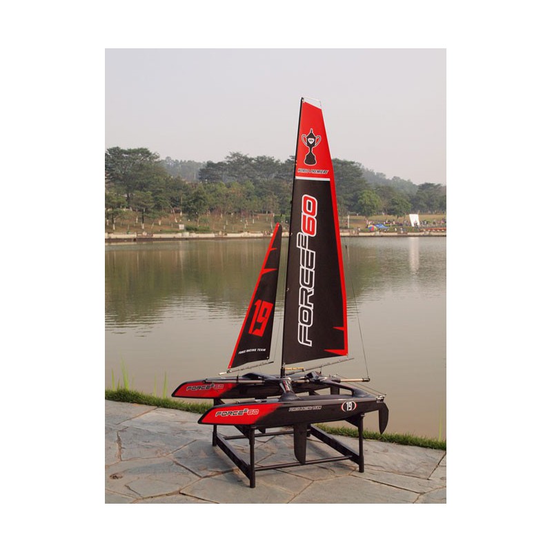 Voilier radiocommandé Force 2RTS / MHD4S