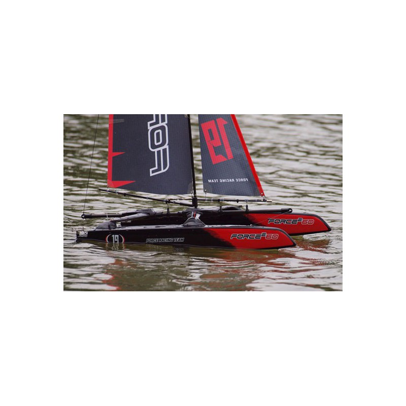 Voilier radiocommandé Force 2RTS / MHD4S