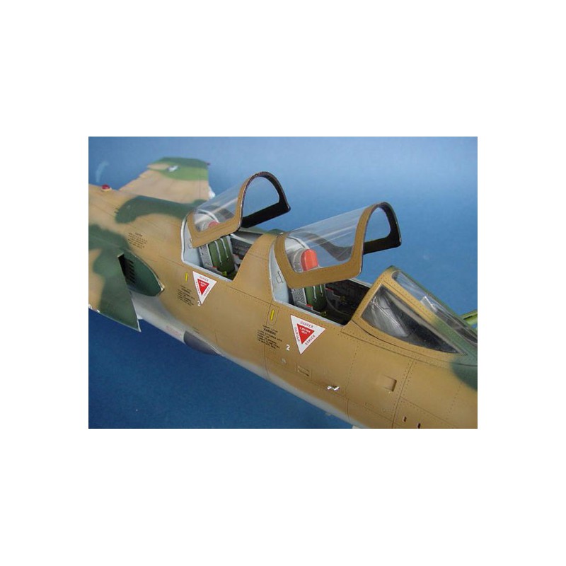 Maquette d'avion en plastique F-105G WILD WEASEL