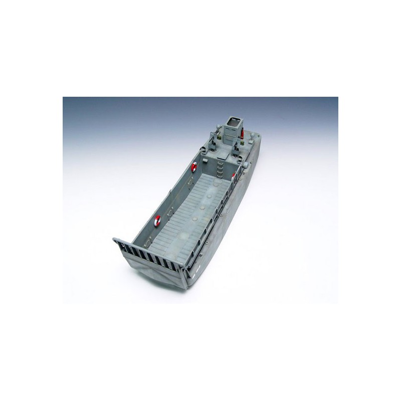 Maquette de Char en plastique WW II US NAVY LCM(3) LANDING CRAFT