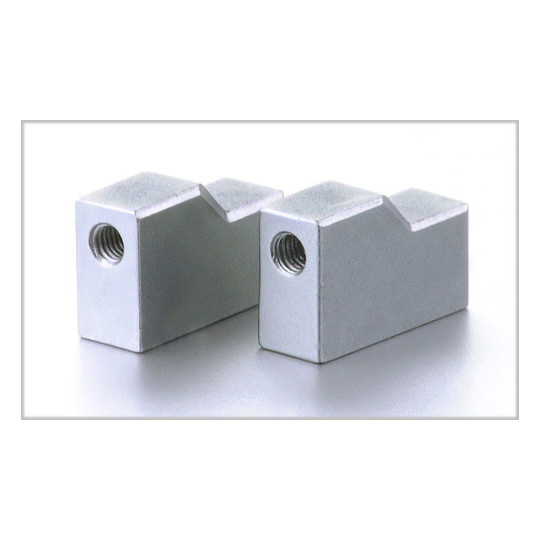 Pièce pour voiture electrique tous chemin 1/10 2 BATIS DE SERVO EN ALUMINIUM