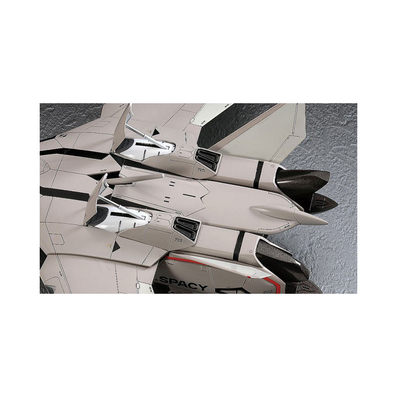 Maquette plastique VF-11B THUNDERBOLT MACROSS PLUS 1:72