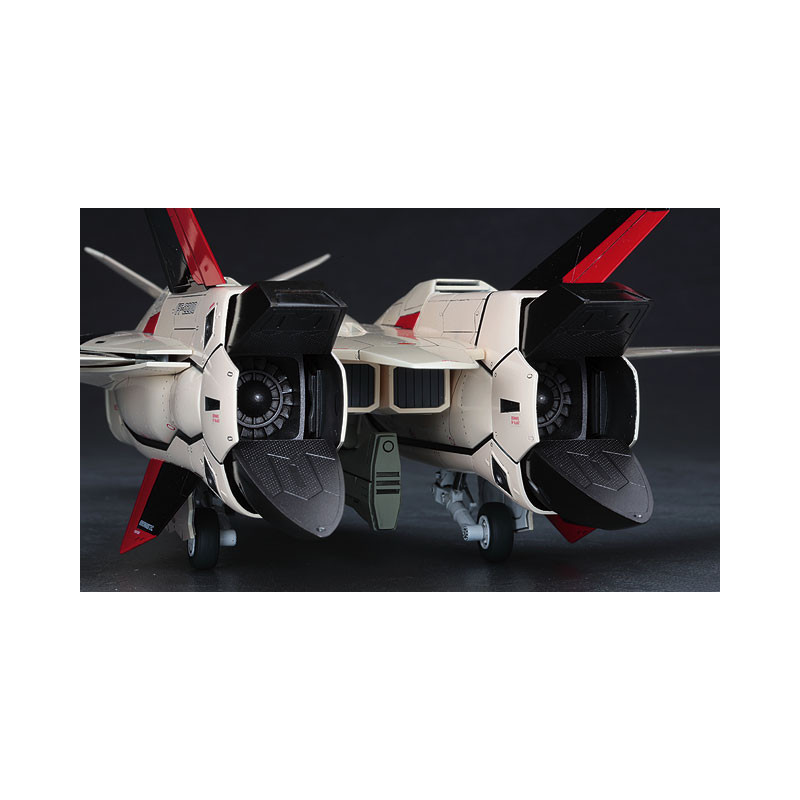 Maquette plastique YF-19 MACROSS PLUS 1:48 MC01