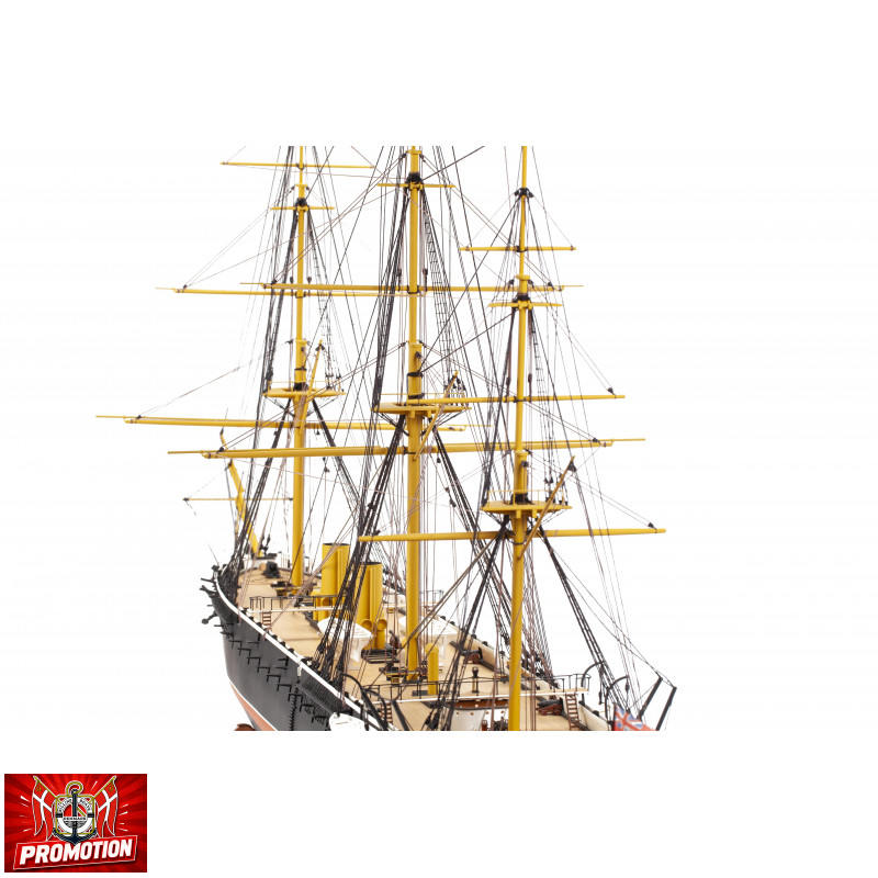 Bateau statique H.M.S. WARRIOR1/100
