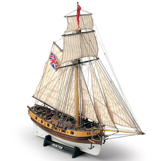 Bateau statique Hunter