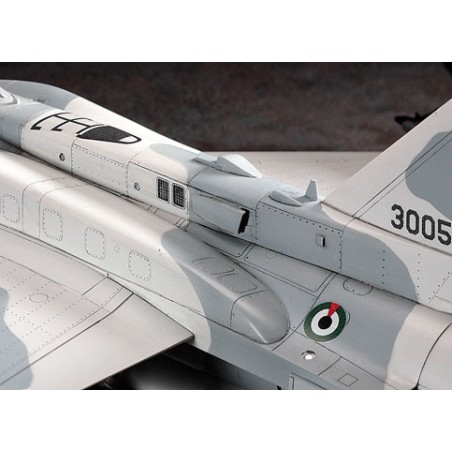 Maquette d'avion en plastique PT 44 F-16F (BLOCK 60) 1/48