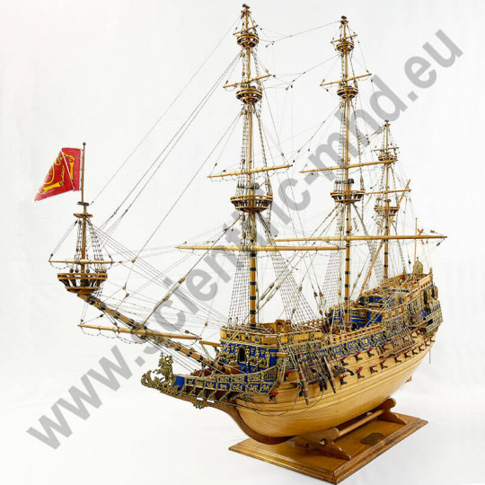 Bateau statique SOVEREIGN...