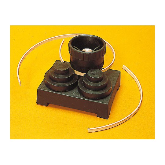 Accessoire pour bateau radiocommandé MACHINE A CINTRER