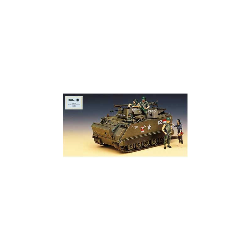 Maquette de Char en plastique M-113A1 VIETNAM VERSION 1/35