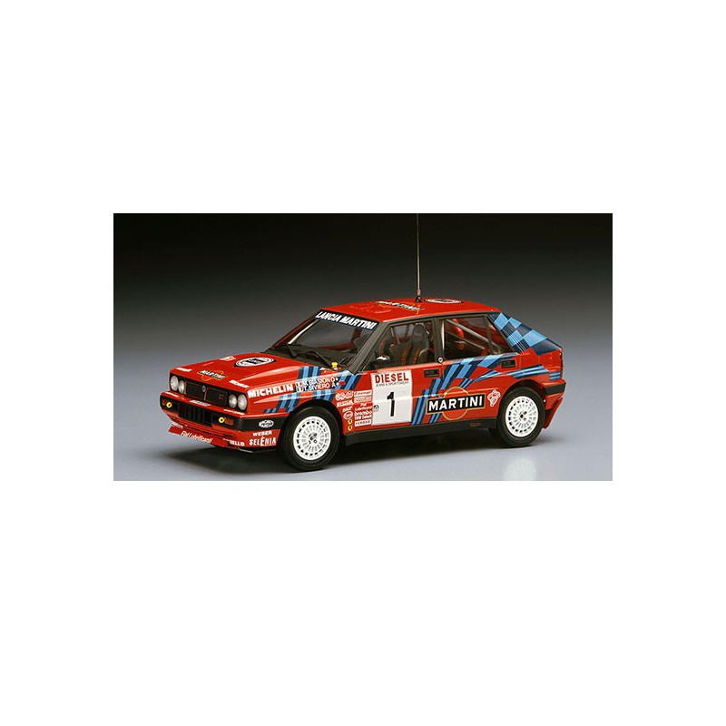 Maquette de voiture en plastique Delta 1989 San Remo 1/24