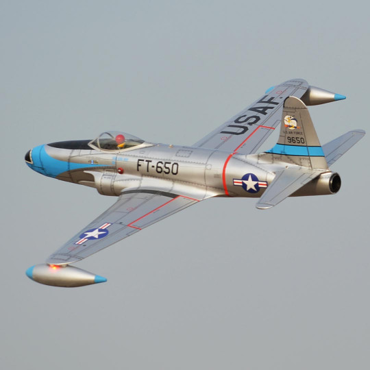 Jet a turbina P-80 SHOOTING...