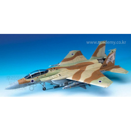Maquette d'avion en plastique F-15I Ra'aM 1/48