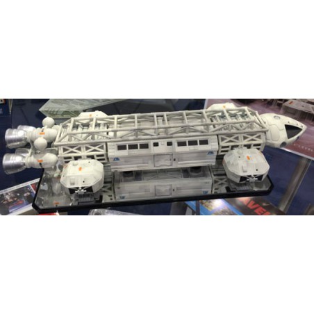 Maquette plastique de série TV Eagle 1 Cosmos 1999 1/72