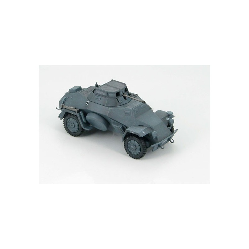 Char miniature Die Cast au 1/48 SdKfz 222. 1/48